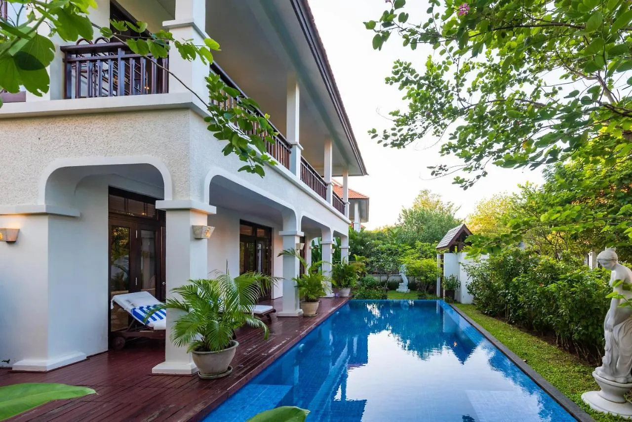 Tropical Pool Villas Da Nang Vietnam
