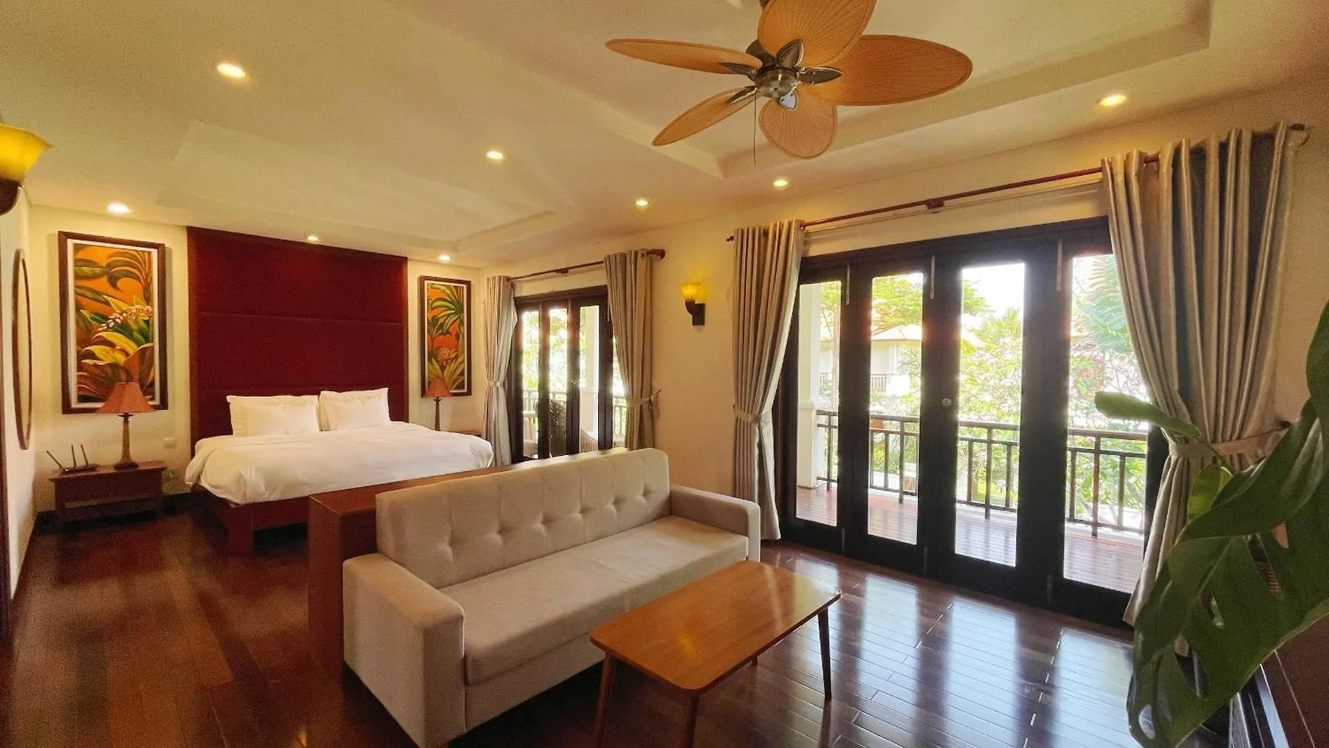Tropical Pool Villas Danang