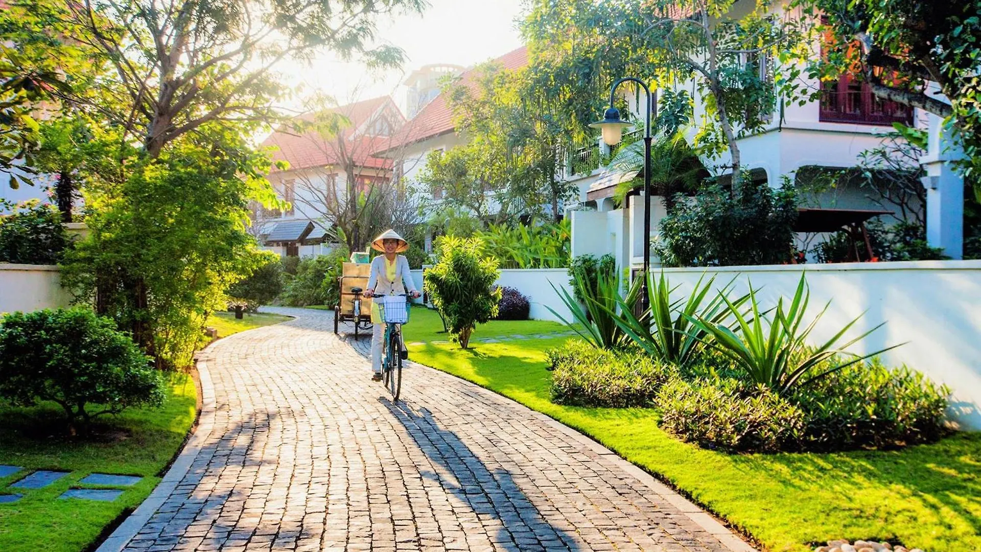 Tropical Pool Villas Da Nang