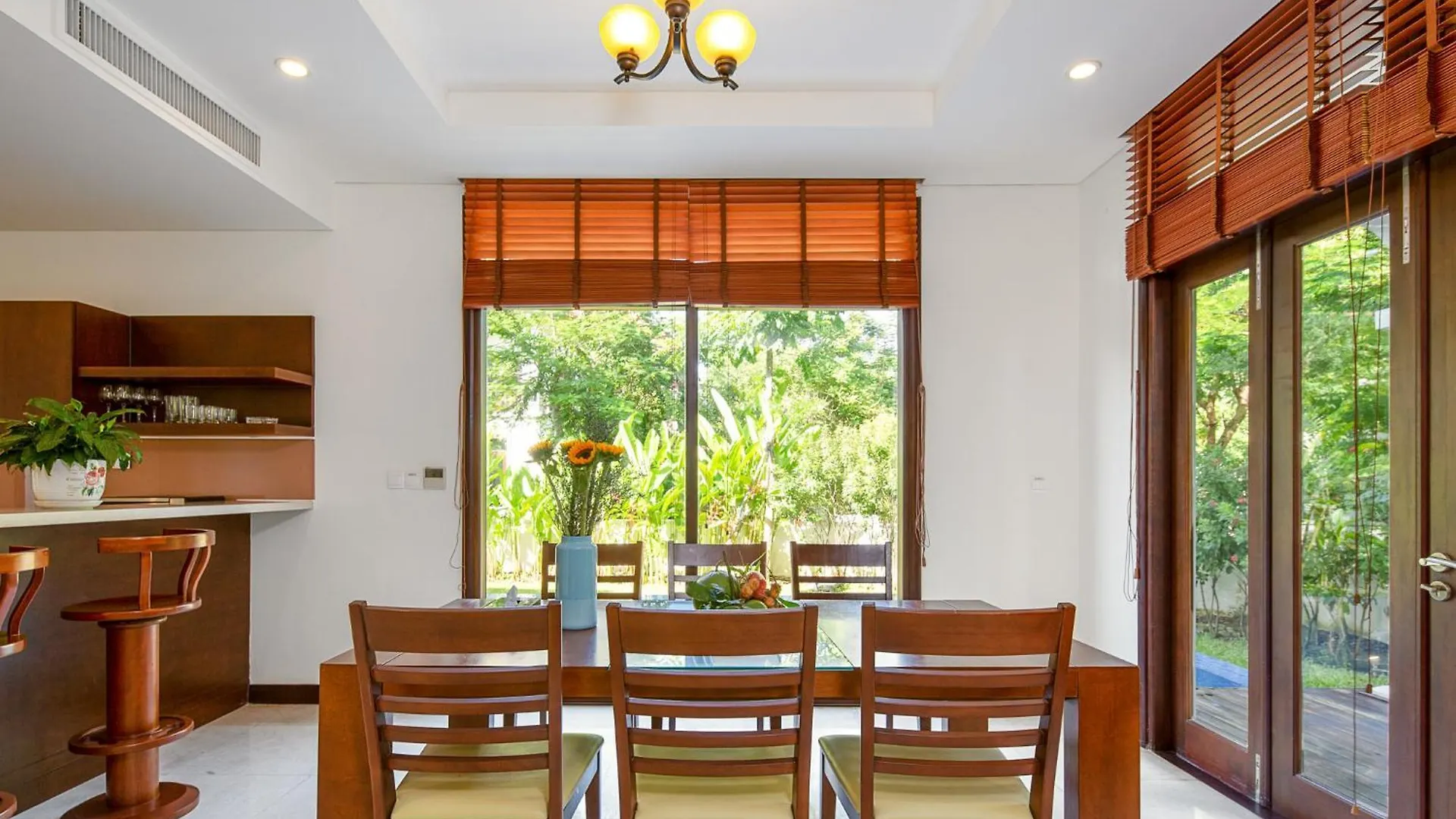 Tropical Pool Villas Da Nang 0*,
