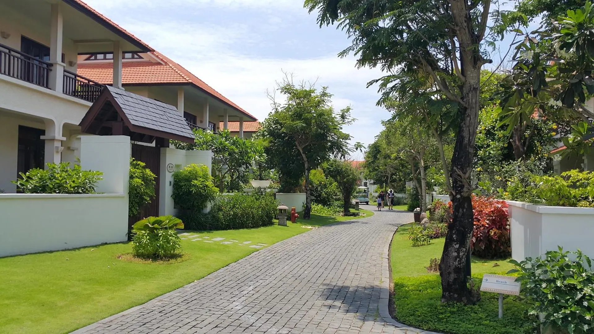 Tropical Pool Villas Da Nang 0*,