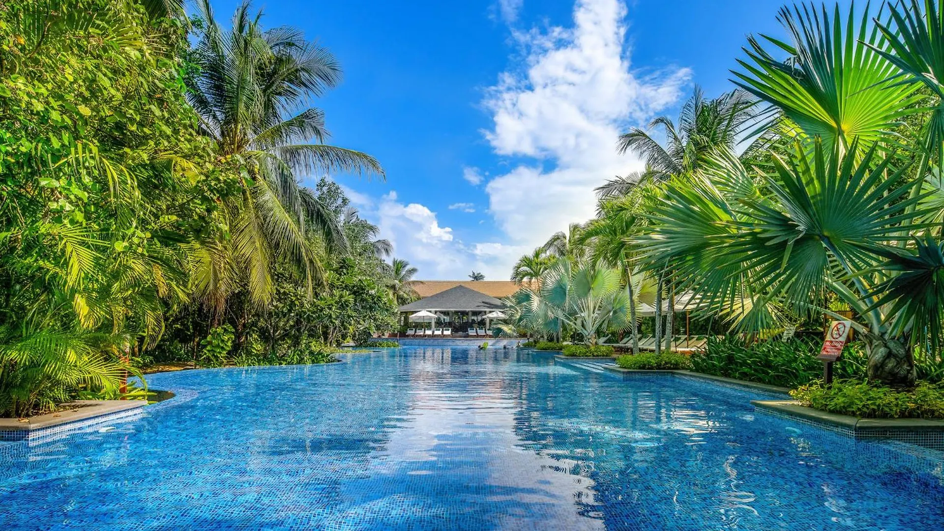Tropical Pool Villas ダナン市